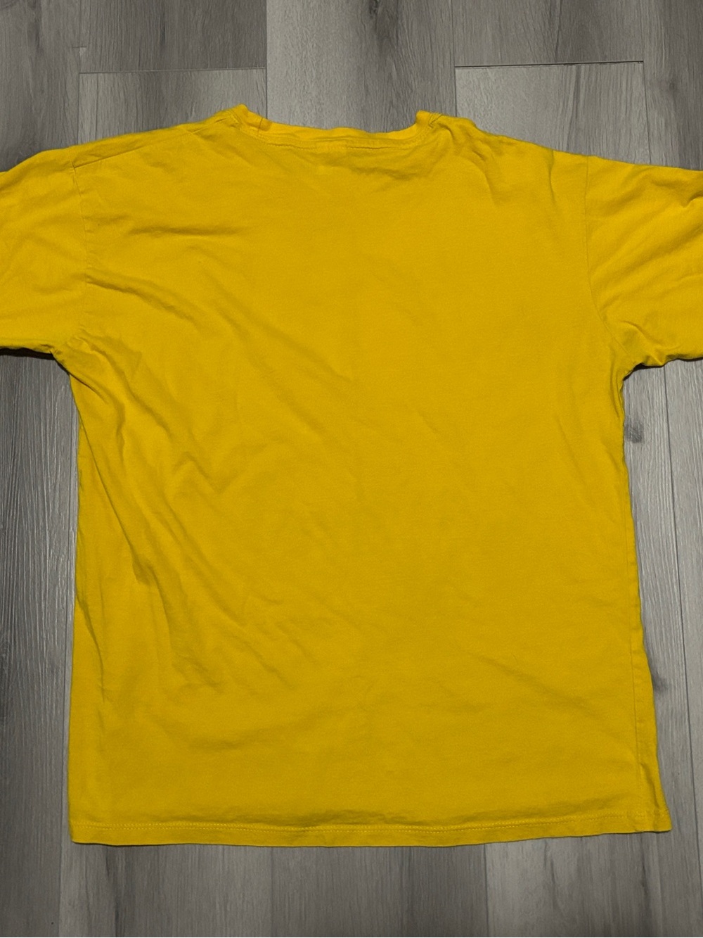 Inca Kola La Bebida del Peru Soda Yellow Graphic T-Shirt Men's Size Medium - Picture 6 of 6